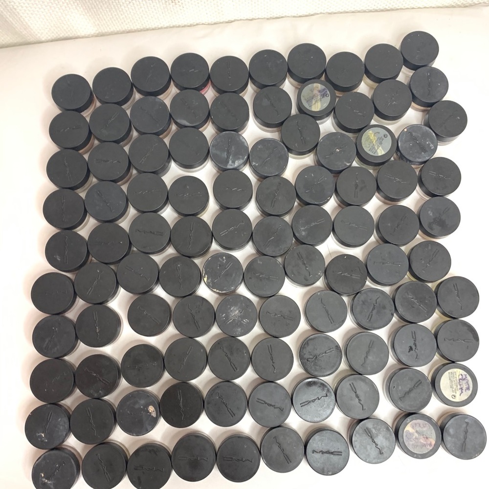 100 MAC Cosmetics sample jars containers